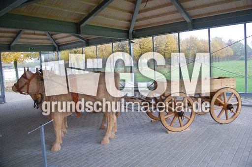 Xanten - Lastenwagen 2.JPG